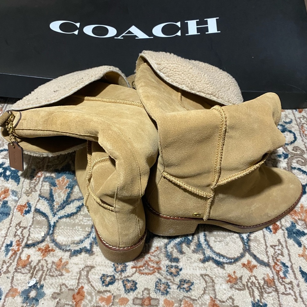 Coach sued shearling foldable top boots turn to knee boots or leg boots - Picture 7 of 9